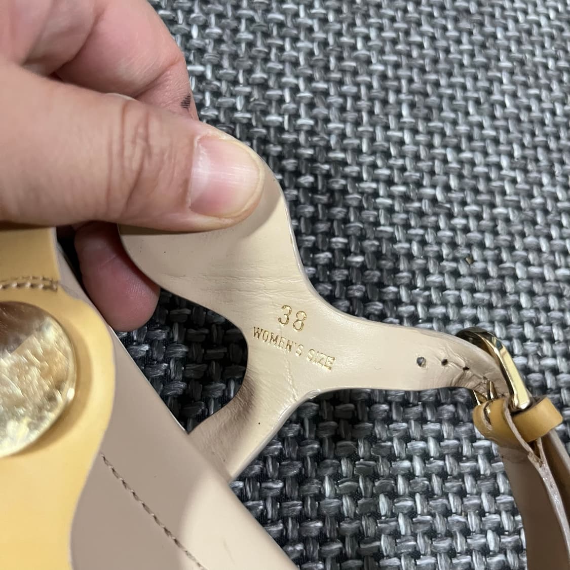 TODS 토즈 금장 샌들 옐로우 38 상품이미지3