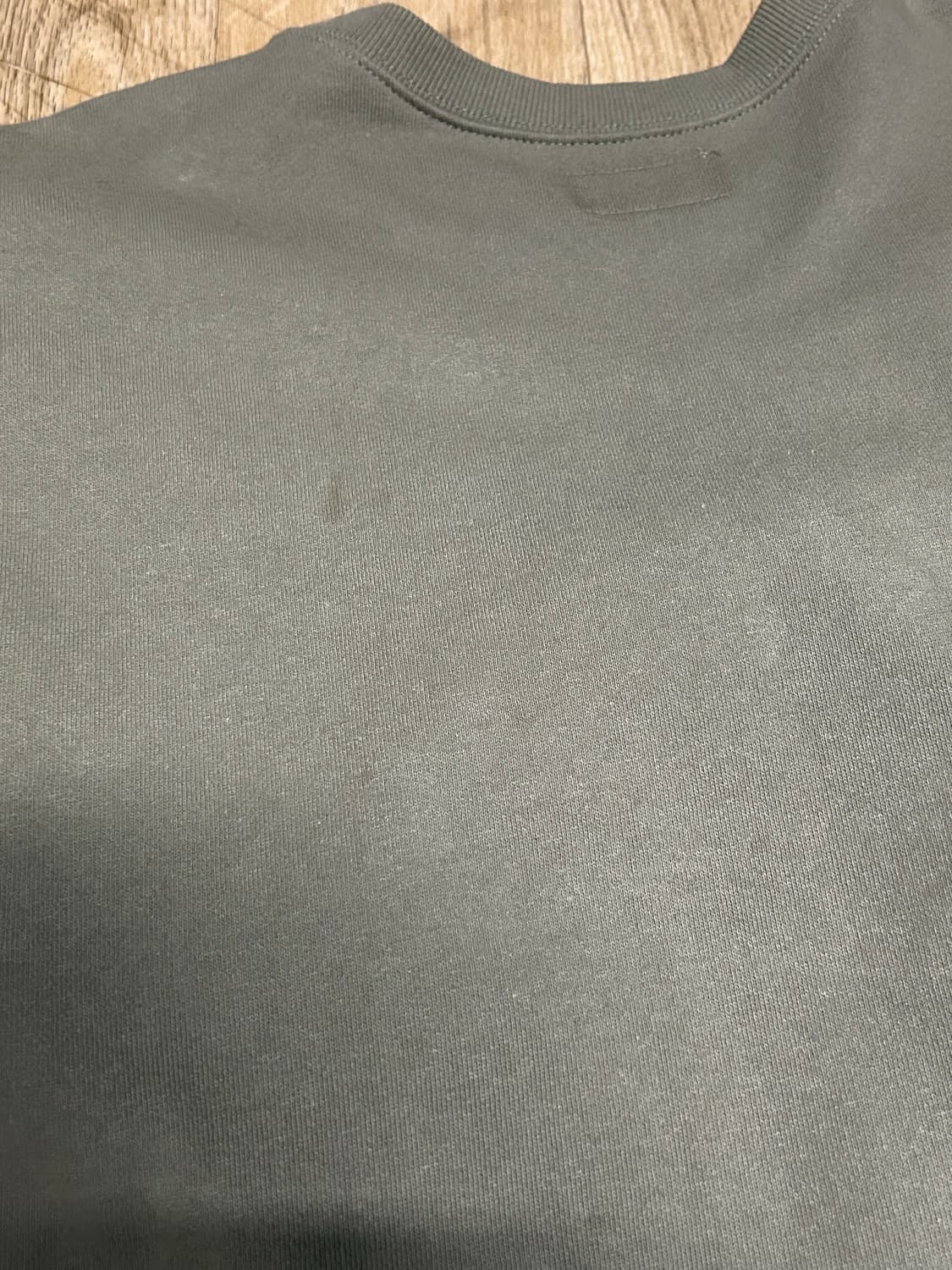 디스이즈네버댓 맨투맨 Low Arch Crewneck Olive 상품이미지5