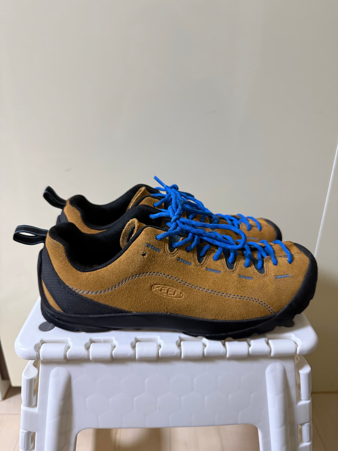 킨 재스퍼 스웨이드 스니커즈 카멜 270 상품이미지3