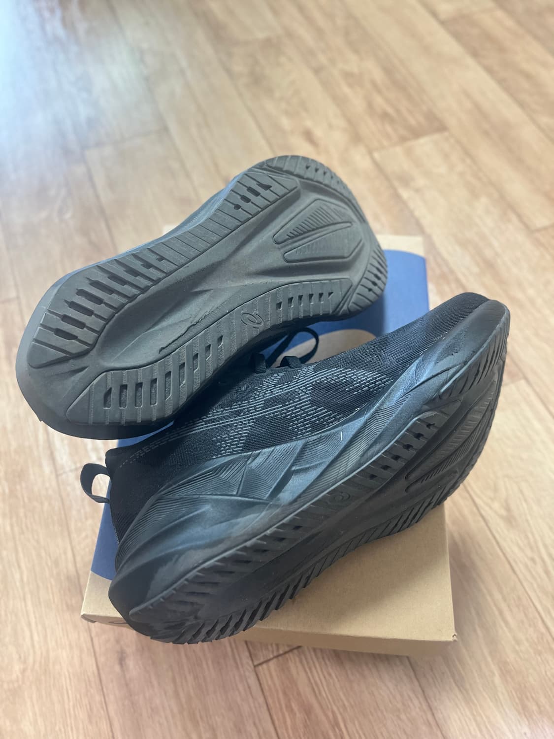 [260] 아식스 노바블라스트5 블랙 상품이미지2