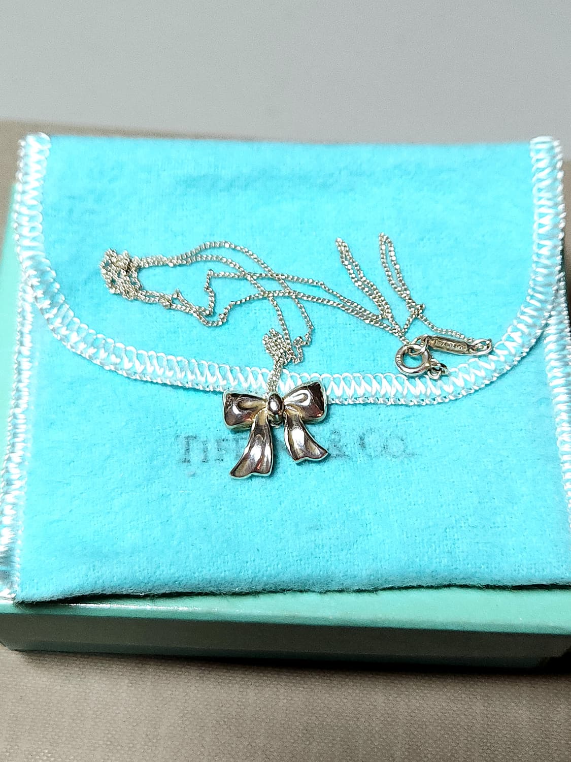 티파니앤코 리본 목걸이 상품이미지2