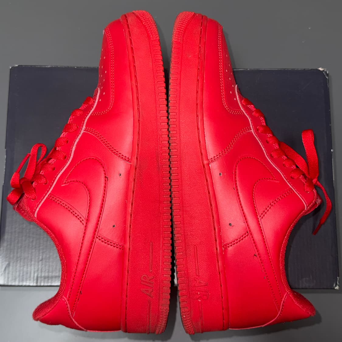 나이키 에어포스 1 ‘07 LV8 트리플 레드 280 상품이미지4