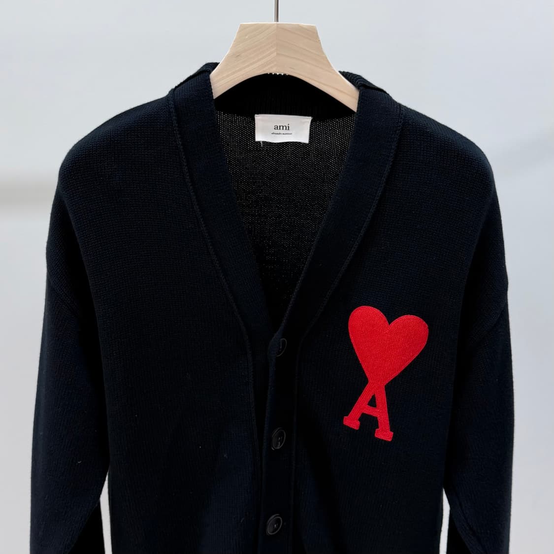 [S+급/M] 아미 AMI 빅하트 로고 가디건 블랙 상품이미지3