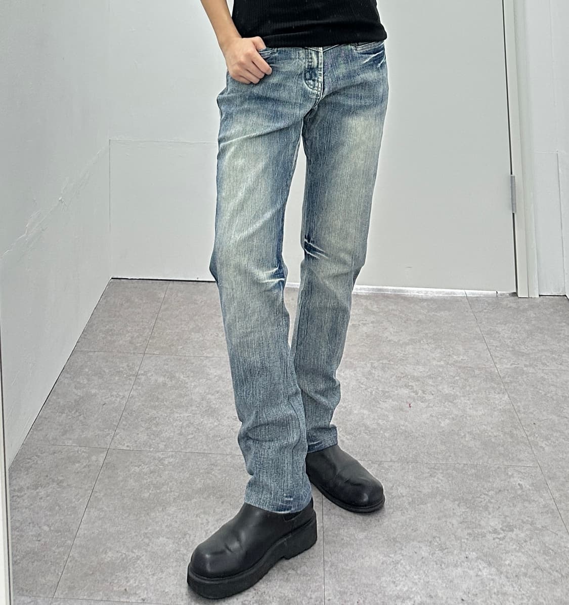 Vintage fade lines denim jeans 상품이미지6