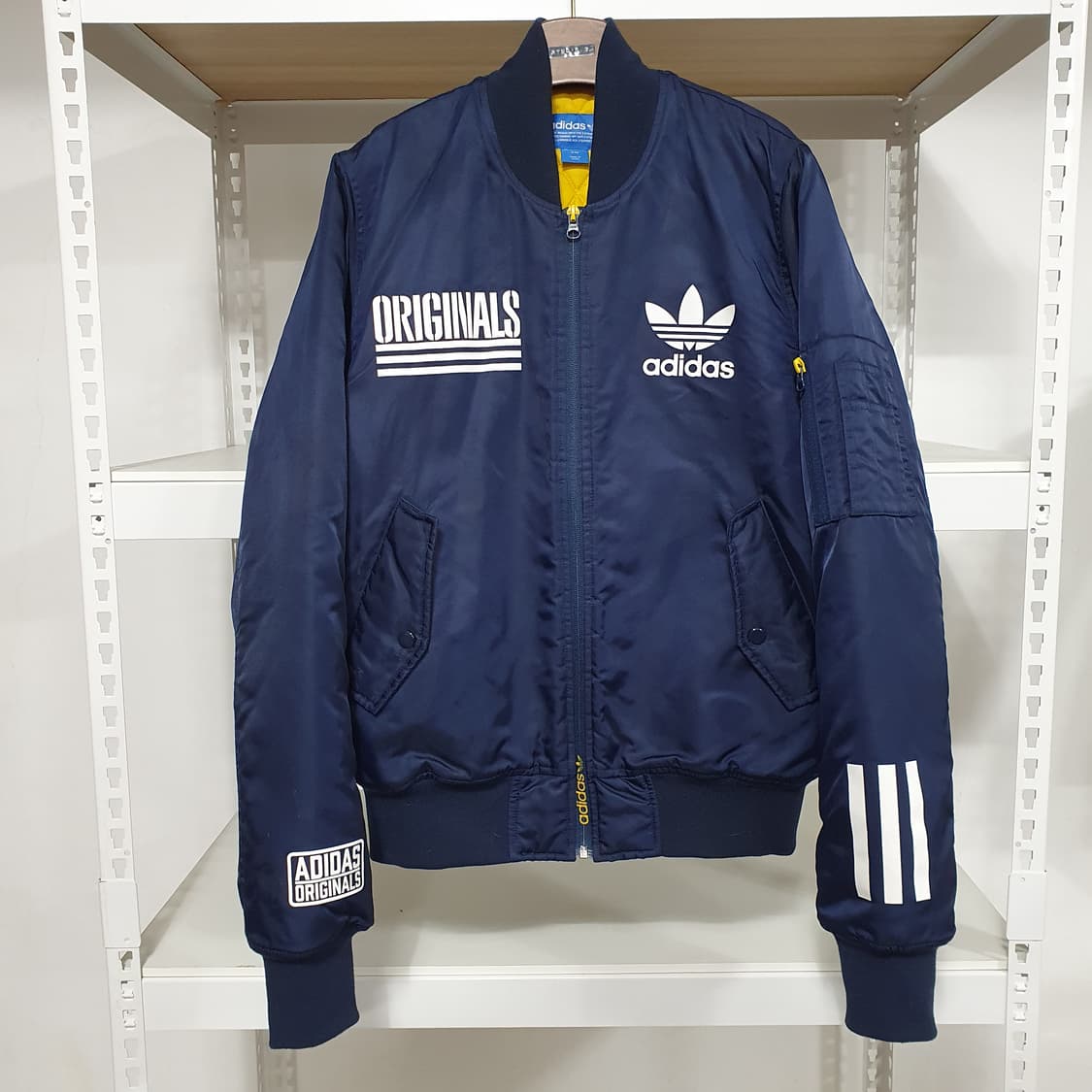 아디다스 오리지널 항공점퍼 네이비 90 상품이미지1