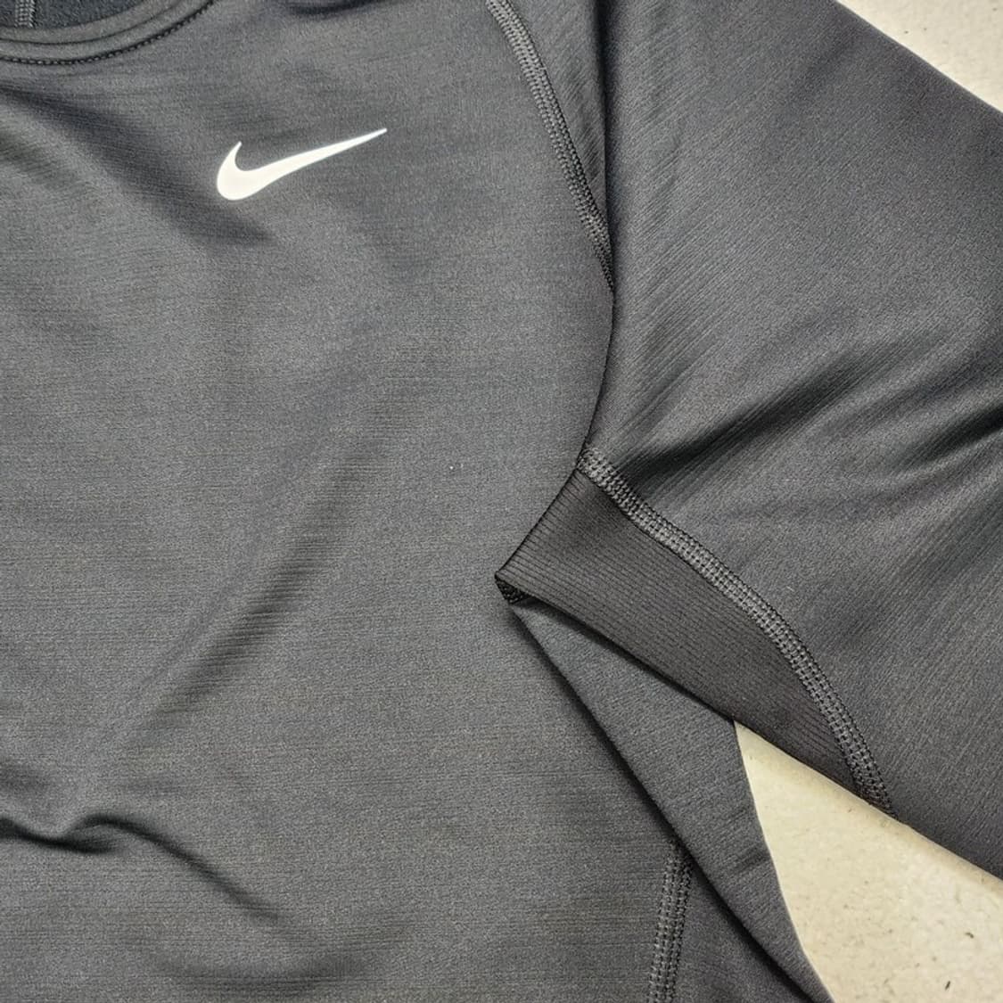 NIKE 프로 드라이핏 트레이닝 긴팔 티  Men XL 상품이미지4