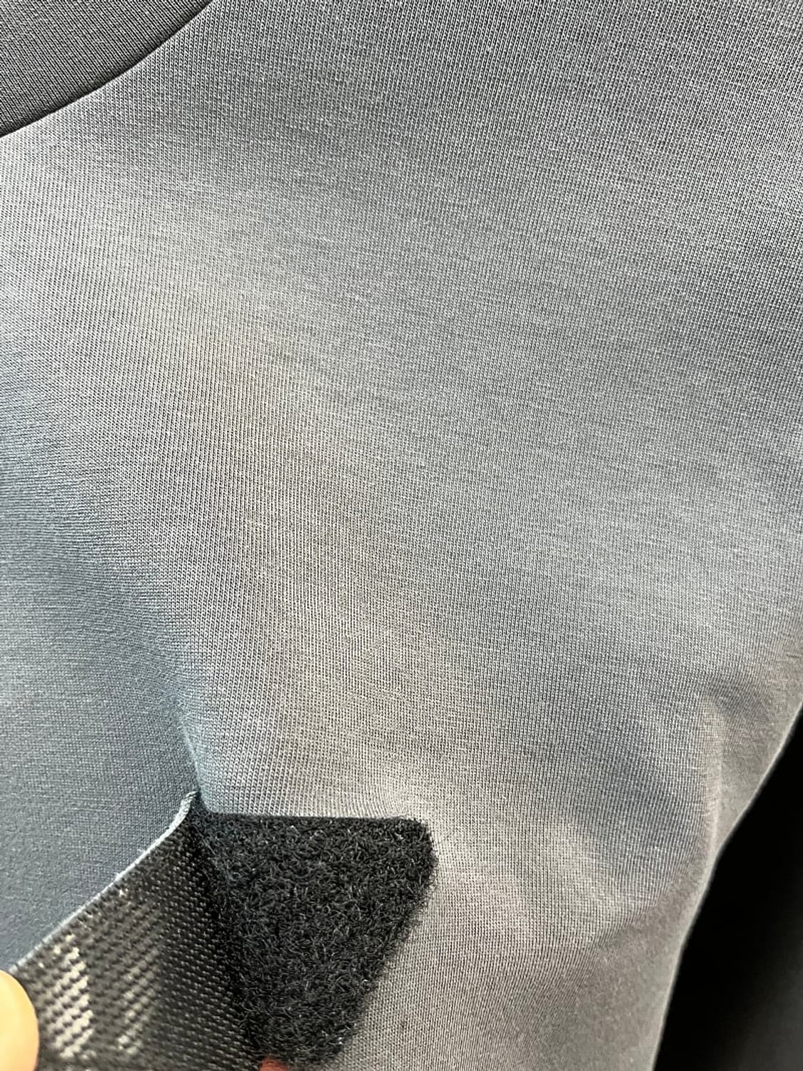 100) 엠포리오알마니 신형 맨투맨  상품이미지6