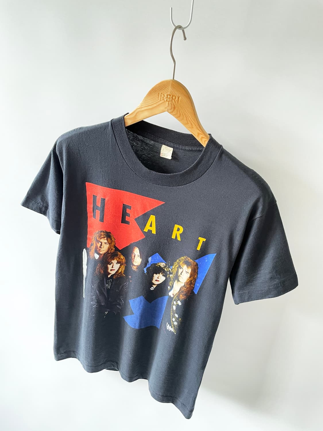 하트 90s 빈티지 밴드 티셔츠 HEART 90S T-SHIRT 상품이미지2