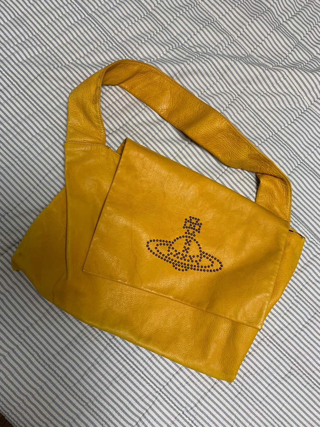 Vivienne Westwood 비비안웨스트우드 2way 백 상품이미지1