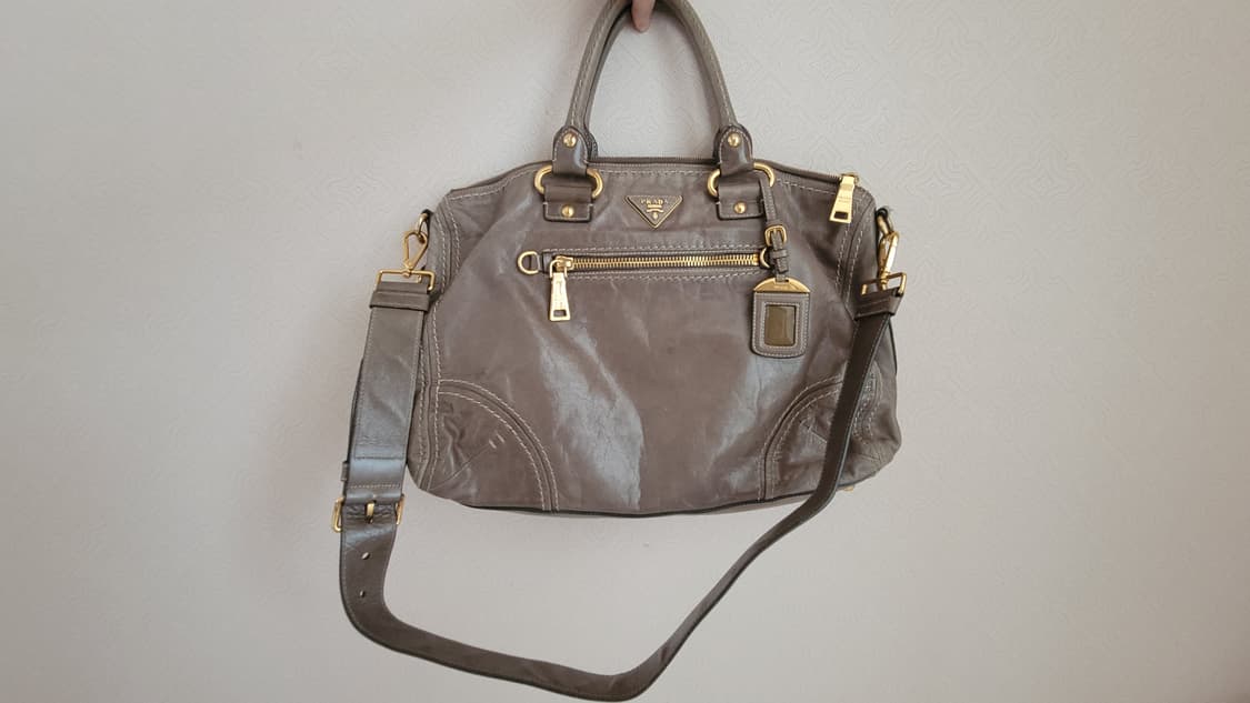 Prada  Vitello Shine BL0678 ARGILLA색상 상품이미지1