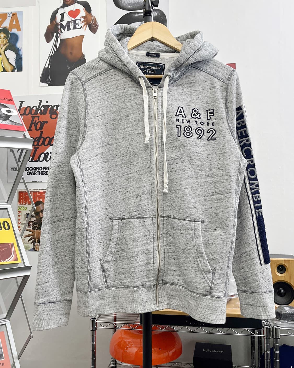 아베크롬비 스펠로고 보카시 니트 후드집업 상품이미지5