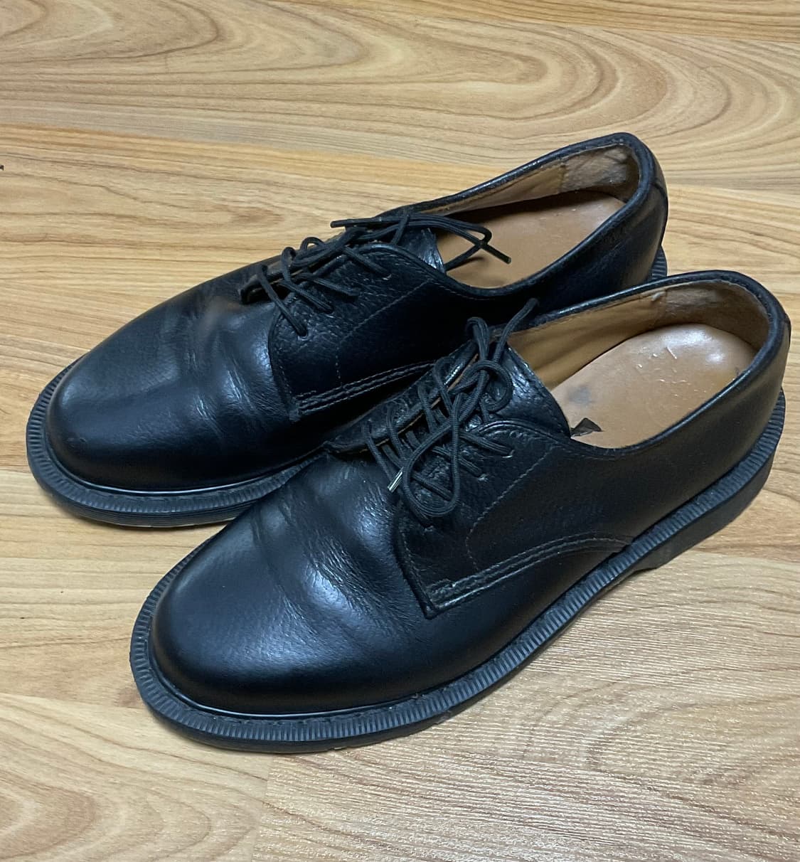 닥터마틴 옥타비우스(OCTAVIUS) 4홀 더비 슈즈 (250/UK6) 상품이미지3