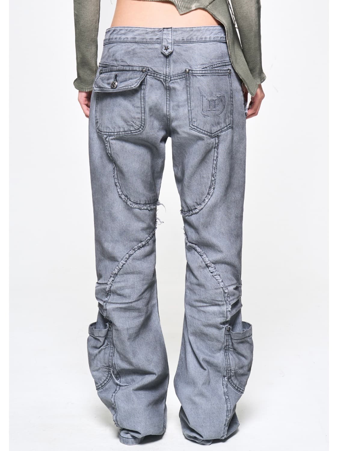 SHIRRING CUT-OFF BOOTS CUT PANTS GRAY 상품이미지2
