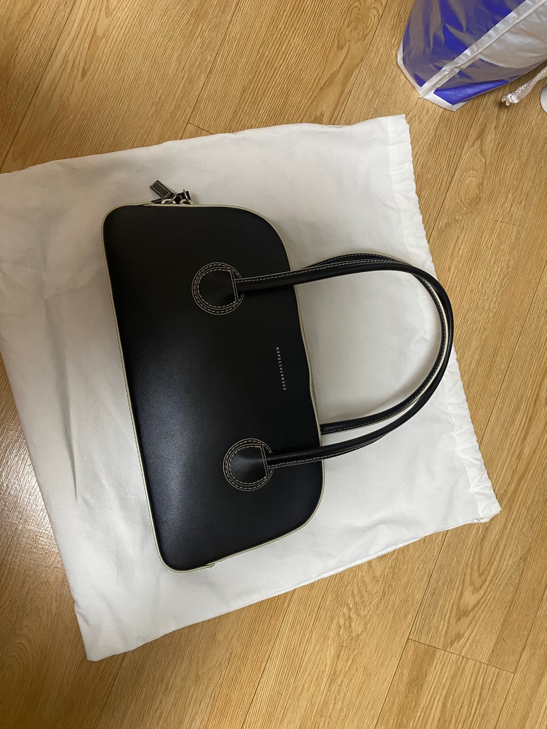 마지셔우드 베셋토트백 블랙 상품이미지2