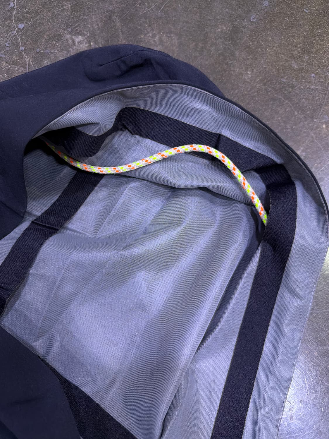 폴스미스 워터루프 후드 레인코트 블랙 L 상품이미지10