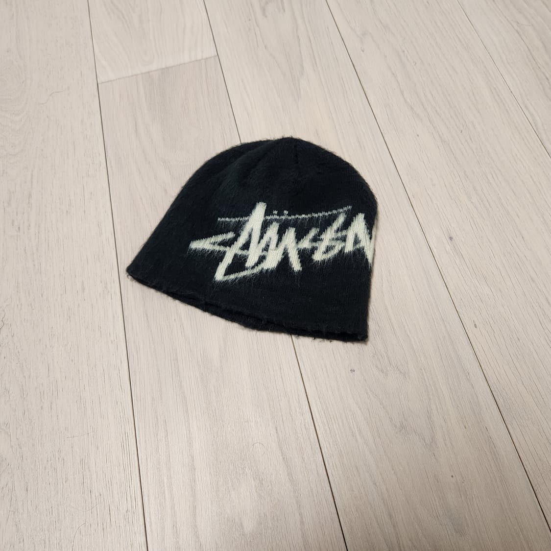 스투시 브러쉬드 아웃 스탁 스컬캡 비니 블랙 상품이미지2