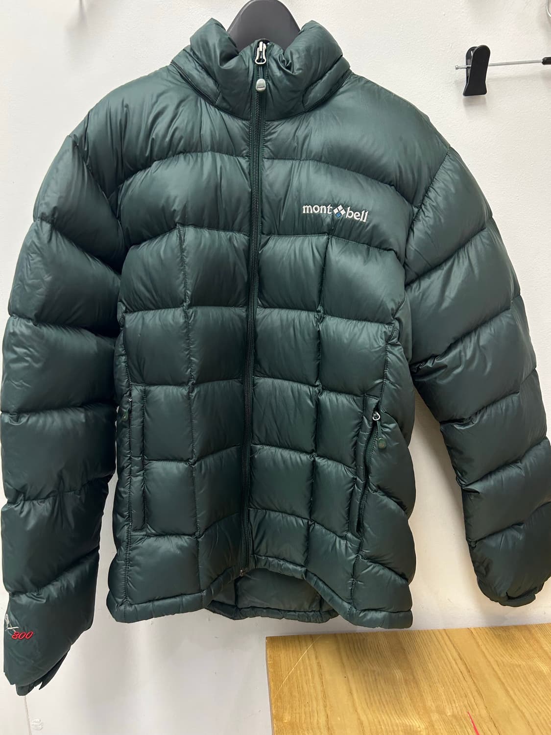 몽벨800 패딩 L size 상품이미지1