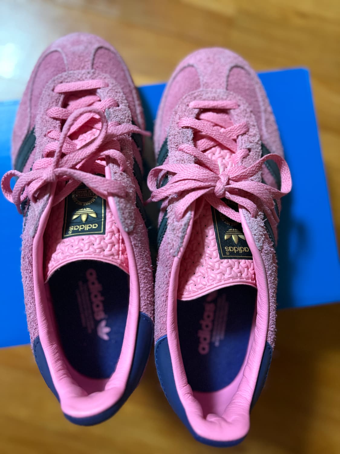 아디다스 가젤 인도어 핑크 스니커즈 상품이미지1