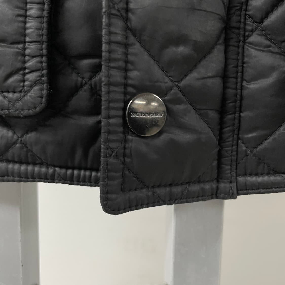 버버리 퀄팅 자켓 블랙 10Y(W) 상품이미지4