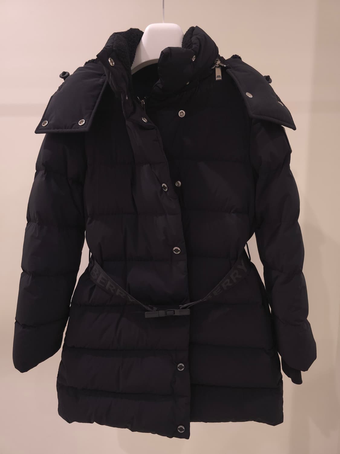 [정품/중고] 버버리 패딩 상품이미지1