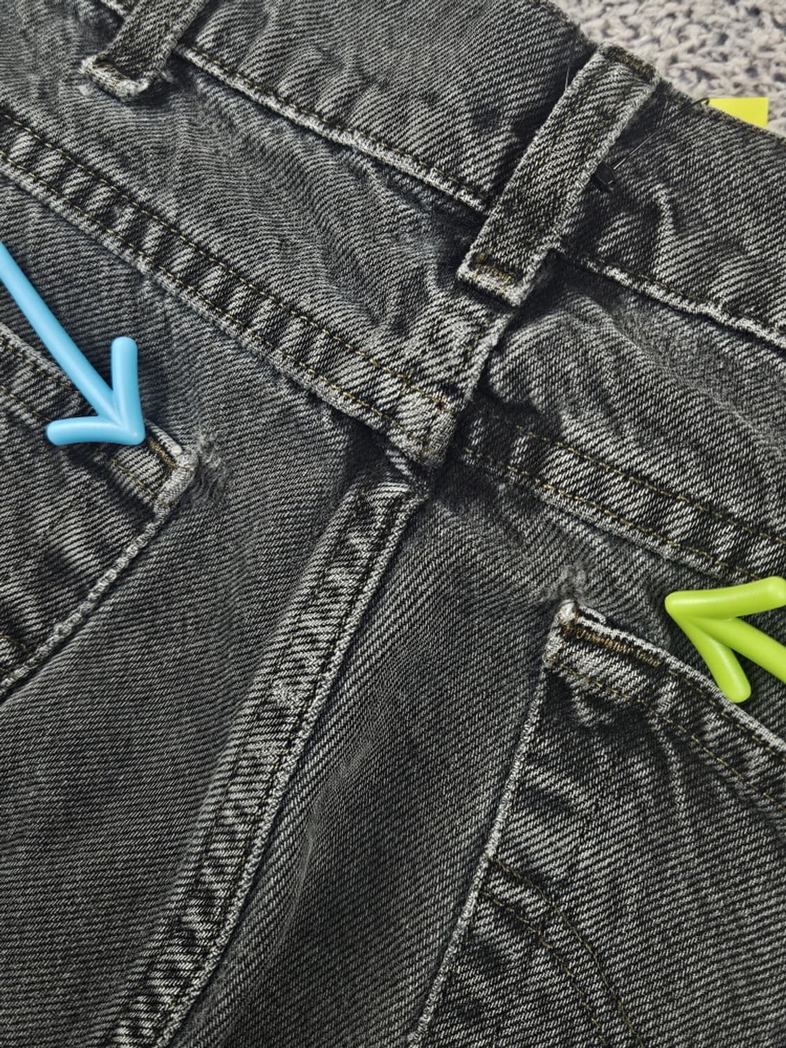 칼하트 블랙 다이드 커스텀 데님 워크 팬츠 (34X34) / 10610 상품이미지9