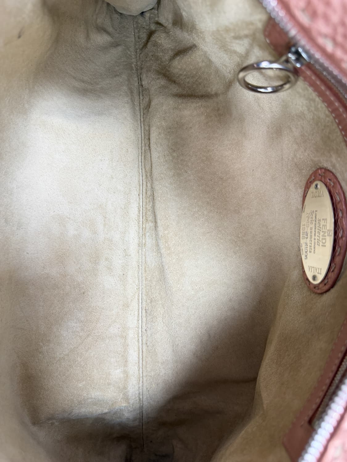 펜디 셀러리아 메탈릭 레더 호보백 상품이미지8