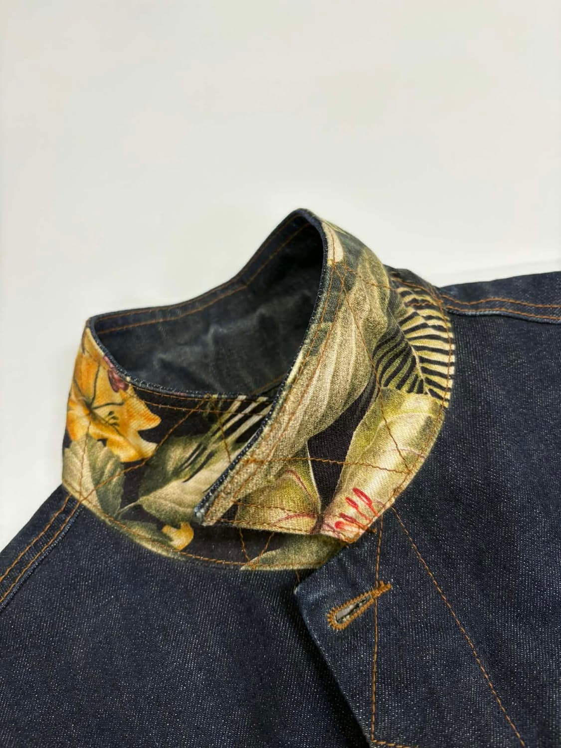 [S] 아미 알렉산드로 마티우시 데님 트러커 자켓 상품이미지7