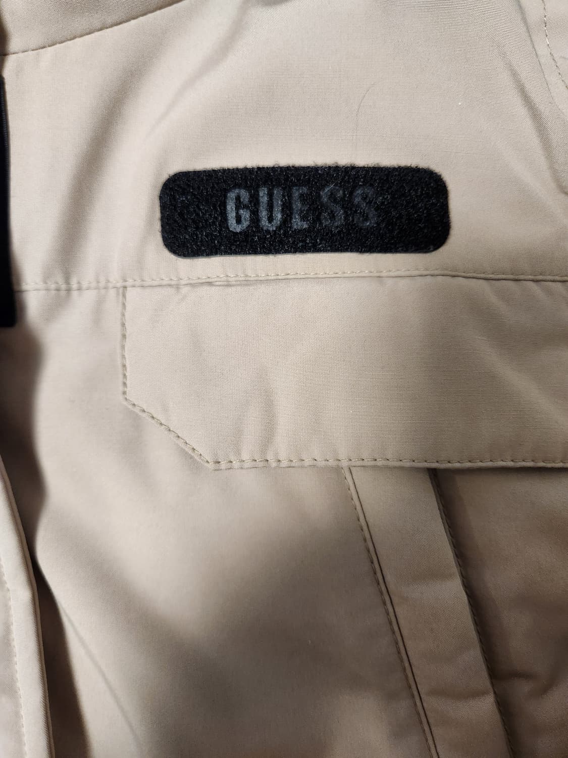 게스 여성용 단단이 패딩 다운 점퍼 사이즈m

모자털 없고 희미한 스크레 상품이미지3