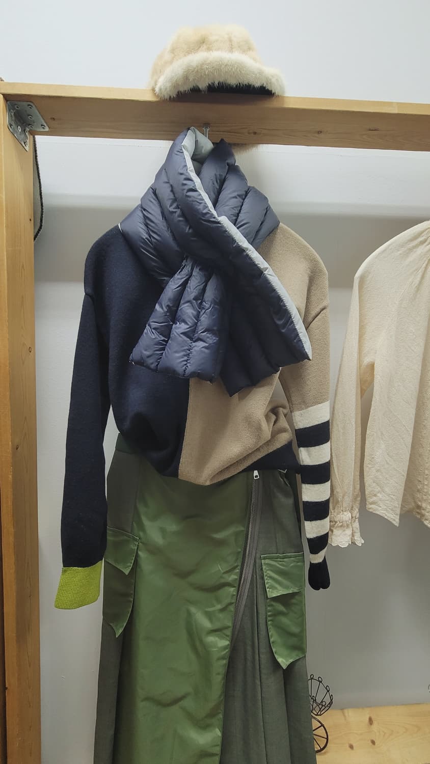 지오다노 리버시블  패딩목도리 상품이미지1