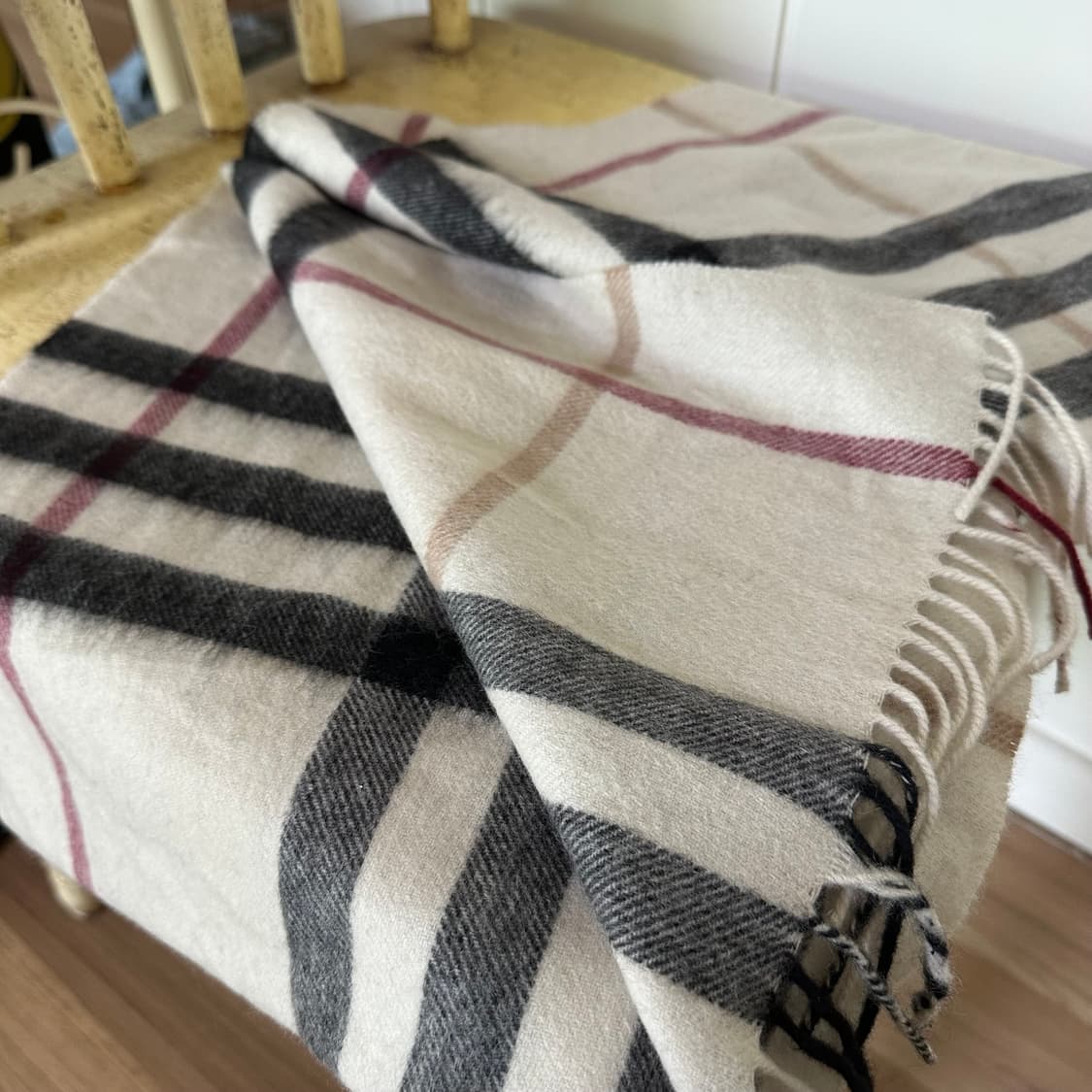 버버리 캐시미어 머플러 상품이미지4