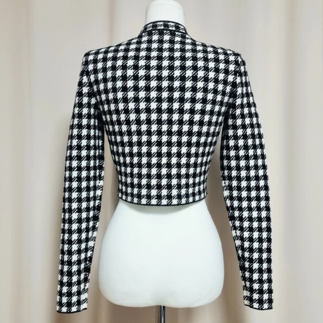 산드로 크롭 니트 가디건 24년템 (55/표기1) 1회착/상태최상 상품이미지5