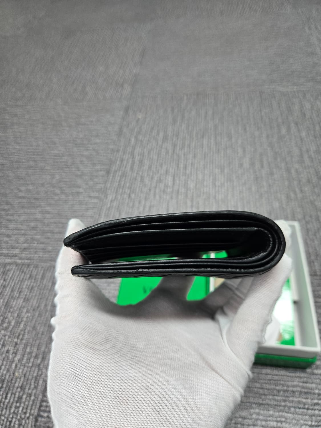 [특가][정품] 보테가베네타 반지갑 상품이미지4