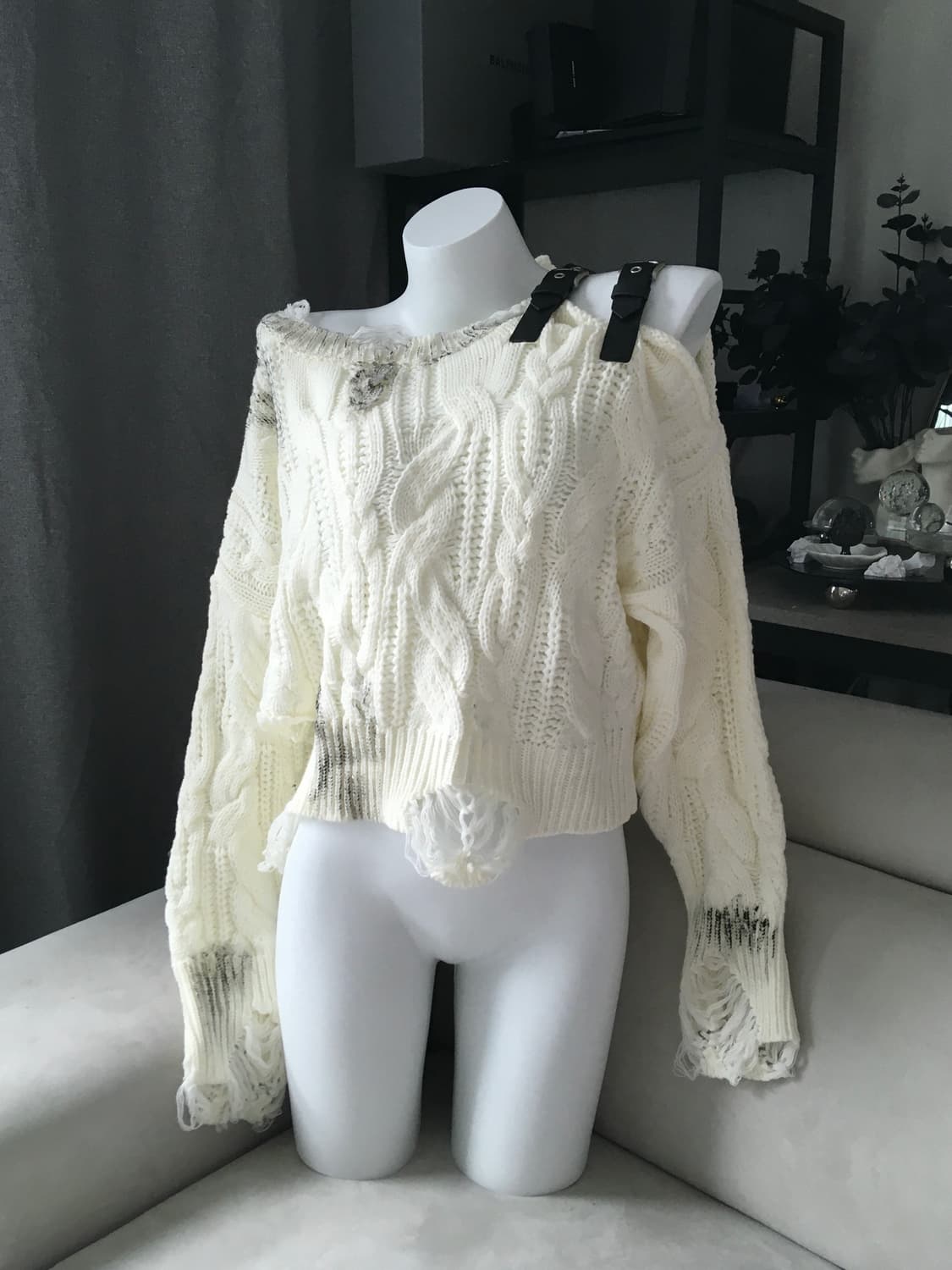 ༒ damaged cut-out knitwear 상품이미지1