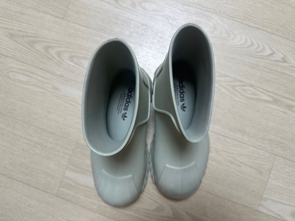 아디다스 아디폼 장화 235 상품이미지3