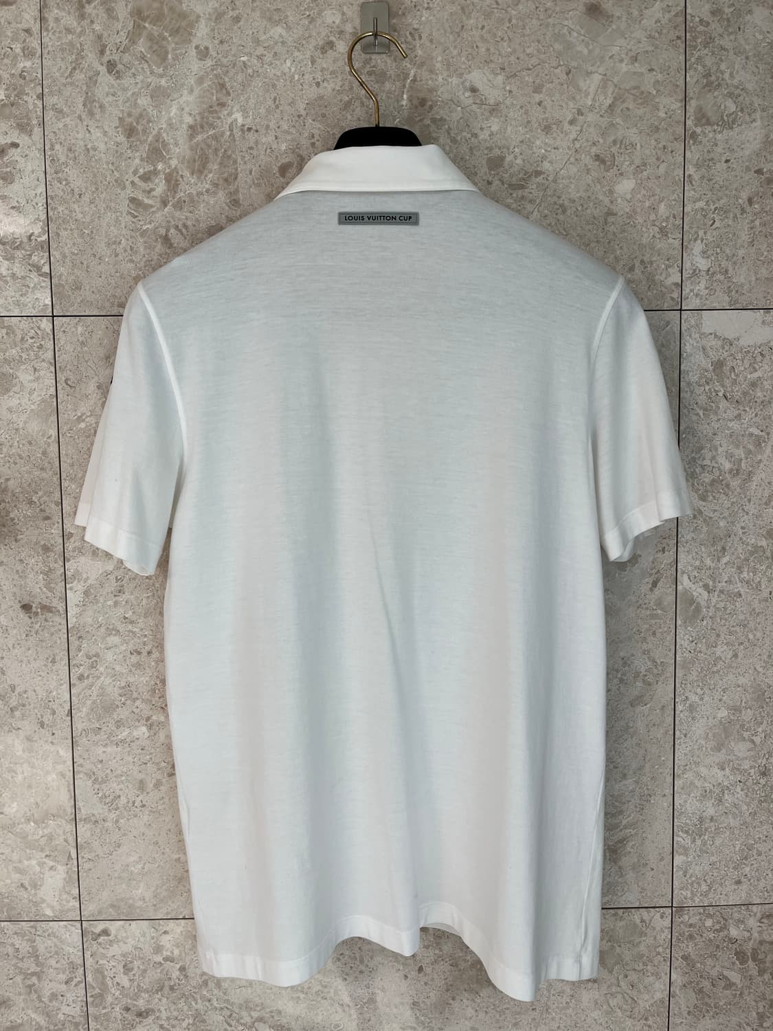 루이비통 남성 V 패턴 폴로셔츠 M 정품 상품이미지4