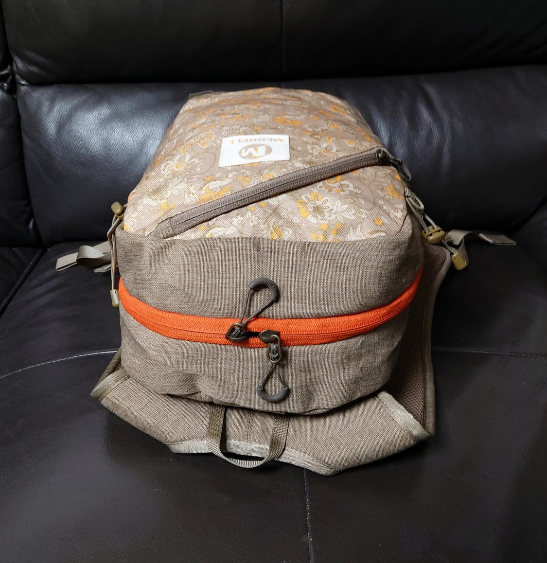 메렐 플라워 패턴 등산배낭(15L)  

 상품이미지4