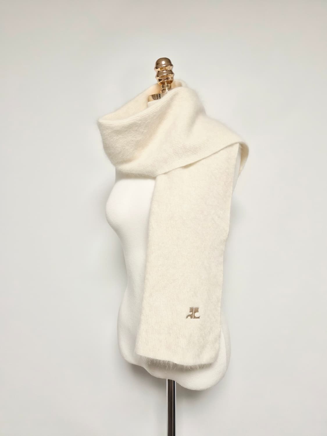 꾸레쥬 앙고라 아이보리 머플러 목도리 상품이미지1