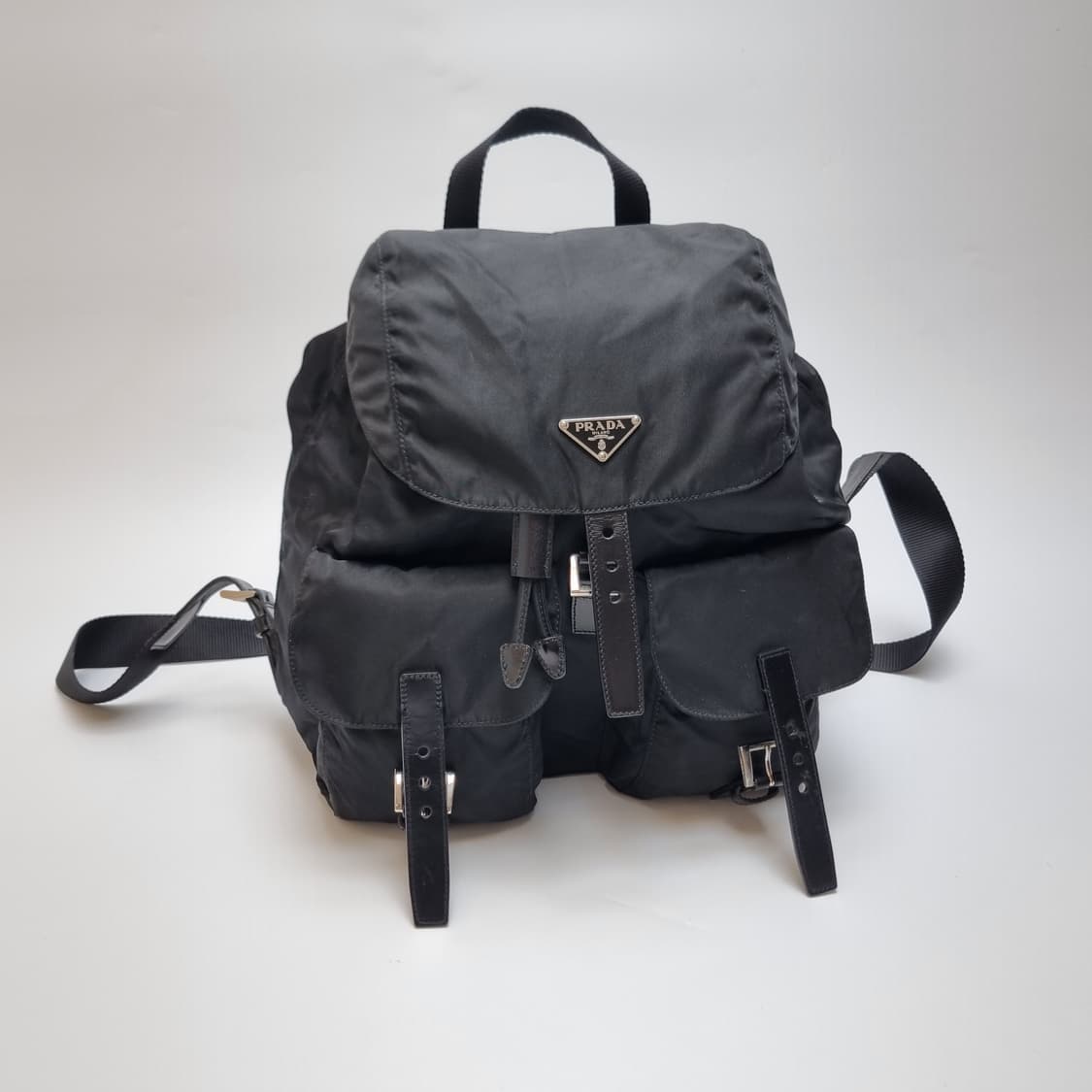 프라다 리나일론 백팩 미듐 남여공용 (신형 BZ2811) 상품이미지3