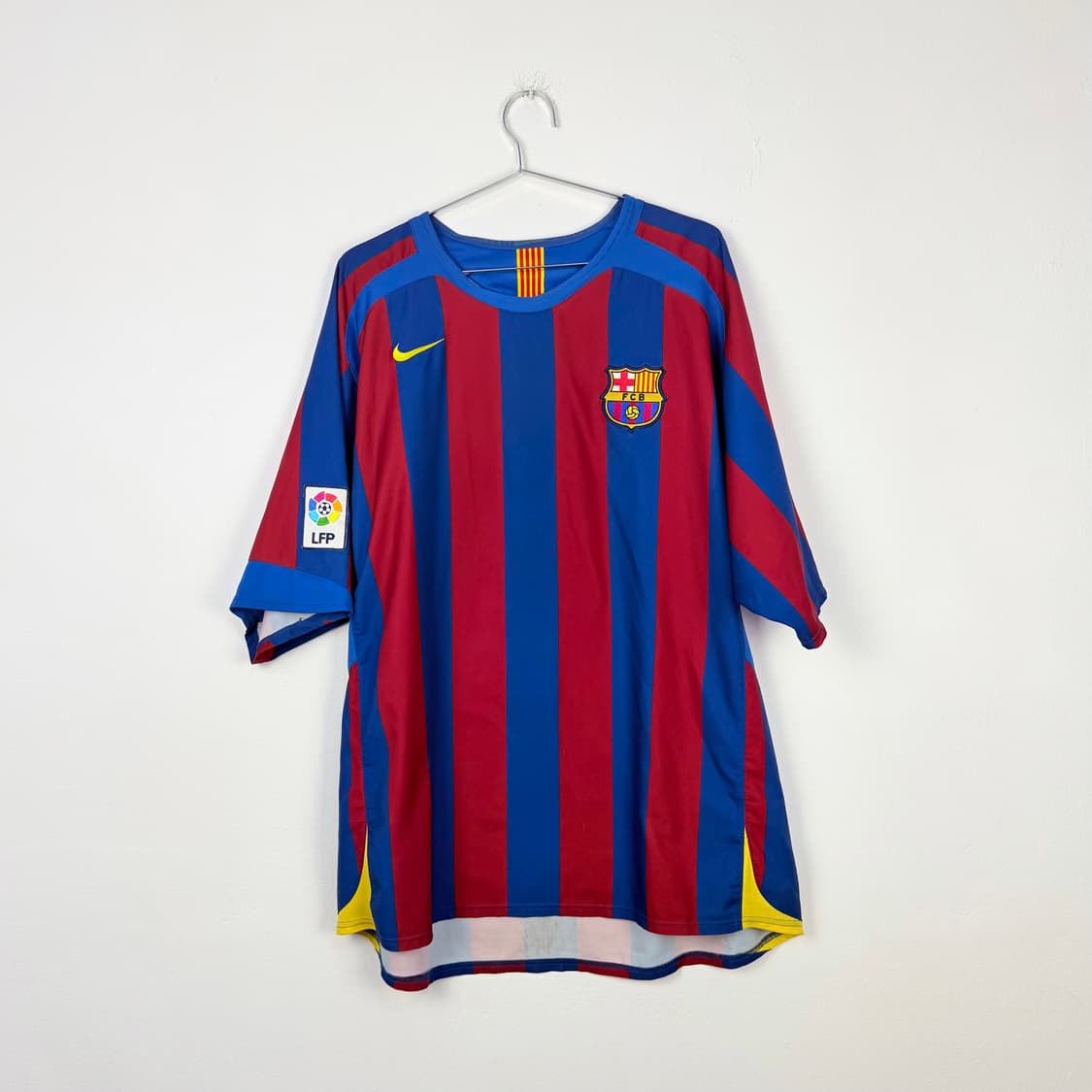 05-06 바르셀로나 홈 푸욜 유니폼 상품이미지5