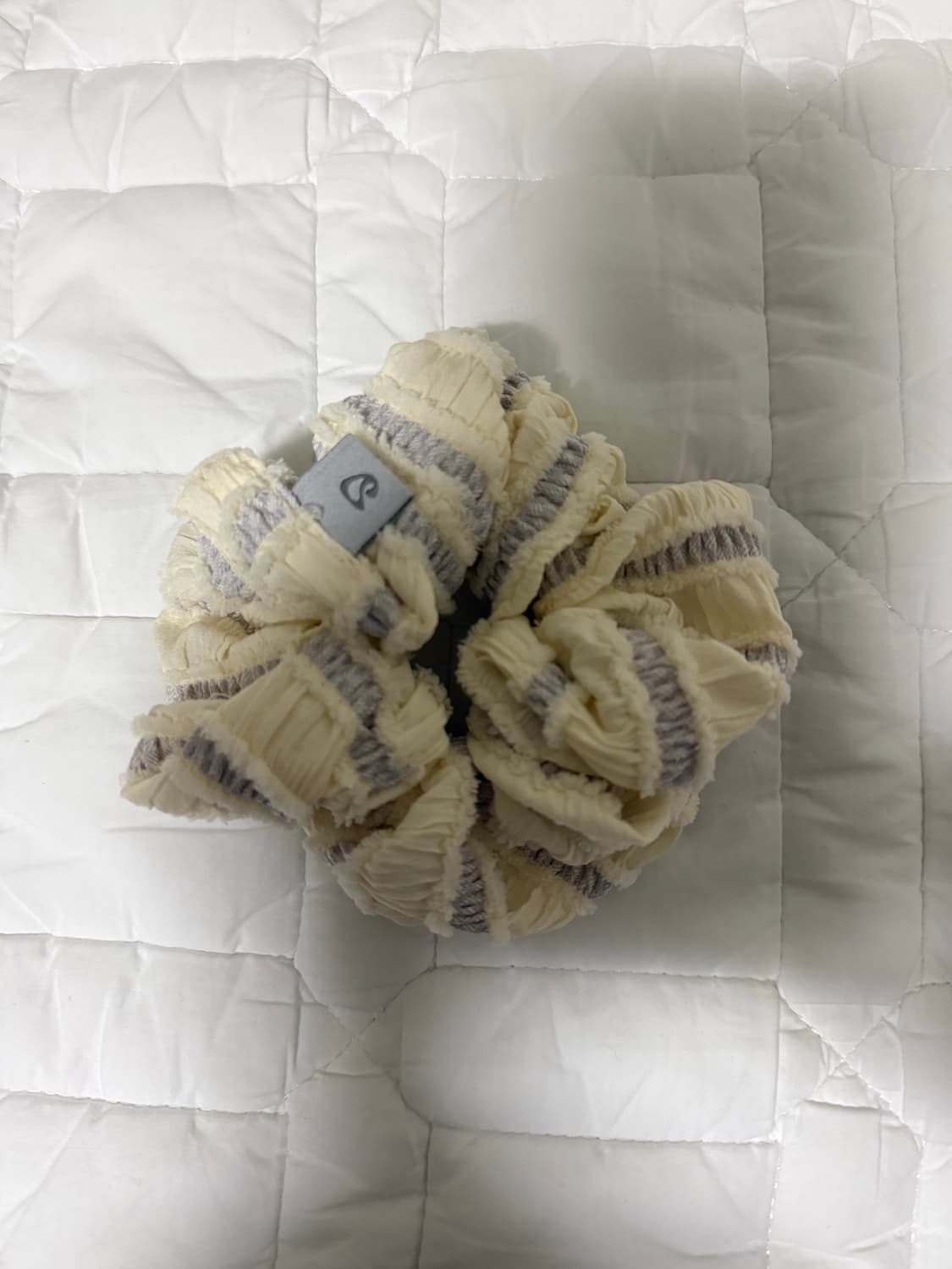 코이세이오 아이보리 스크런치 상품이미지1