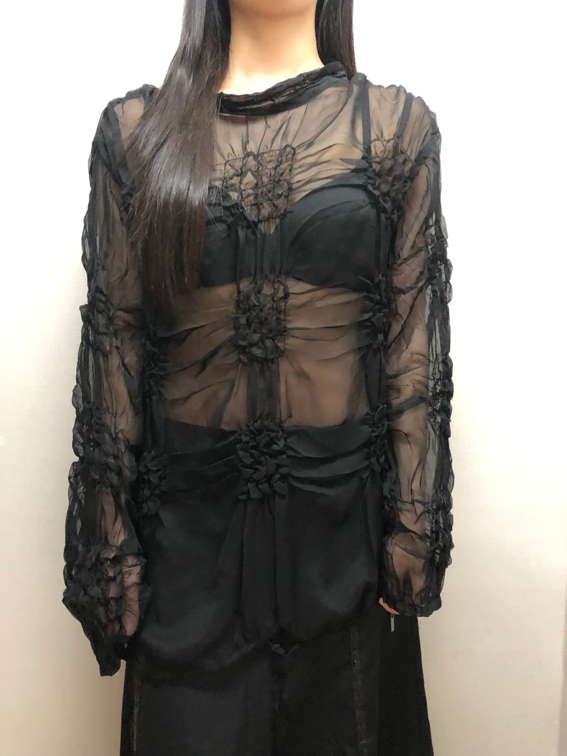 빈티지 블랙 셔링 탑 상품이미지1