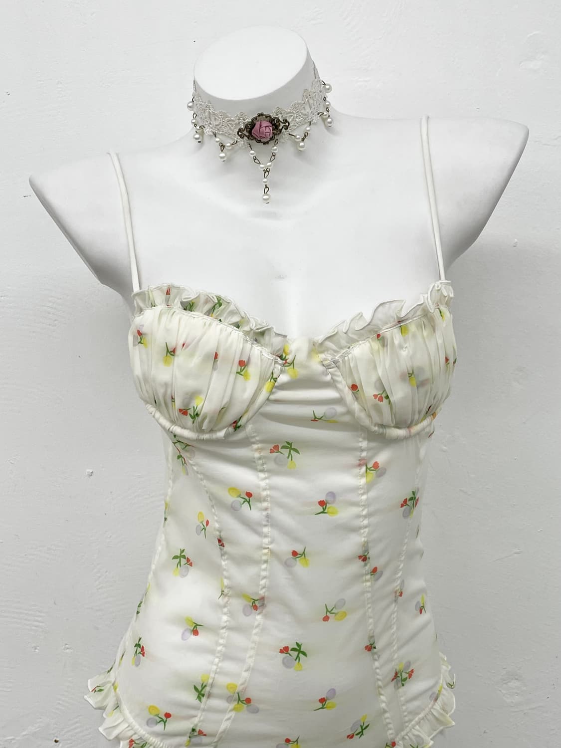 플로럴 셔링 프릴 바디수트 상품이미지2