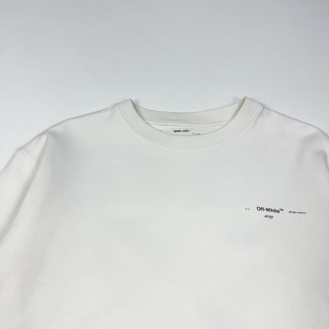 오프화이트 19ss 멀티 유화 애로우 맨투맨 (XS) 상품이미지1