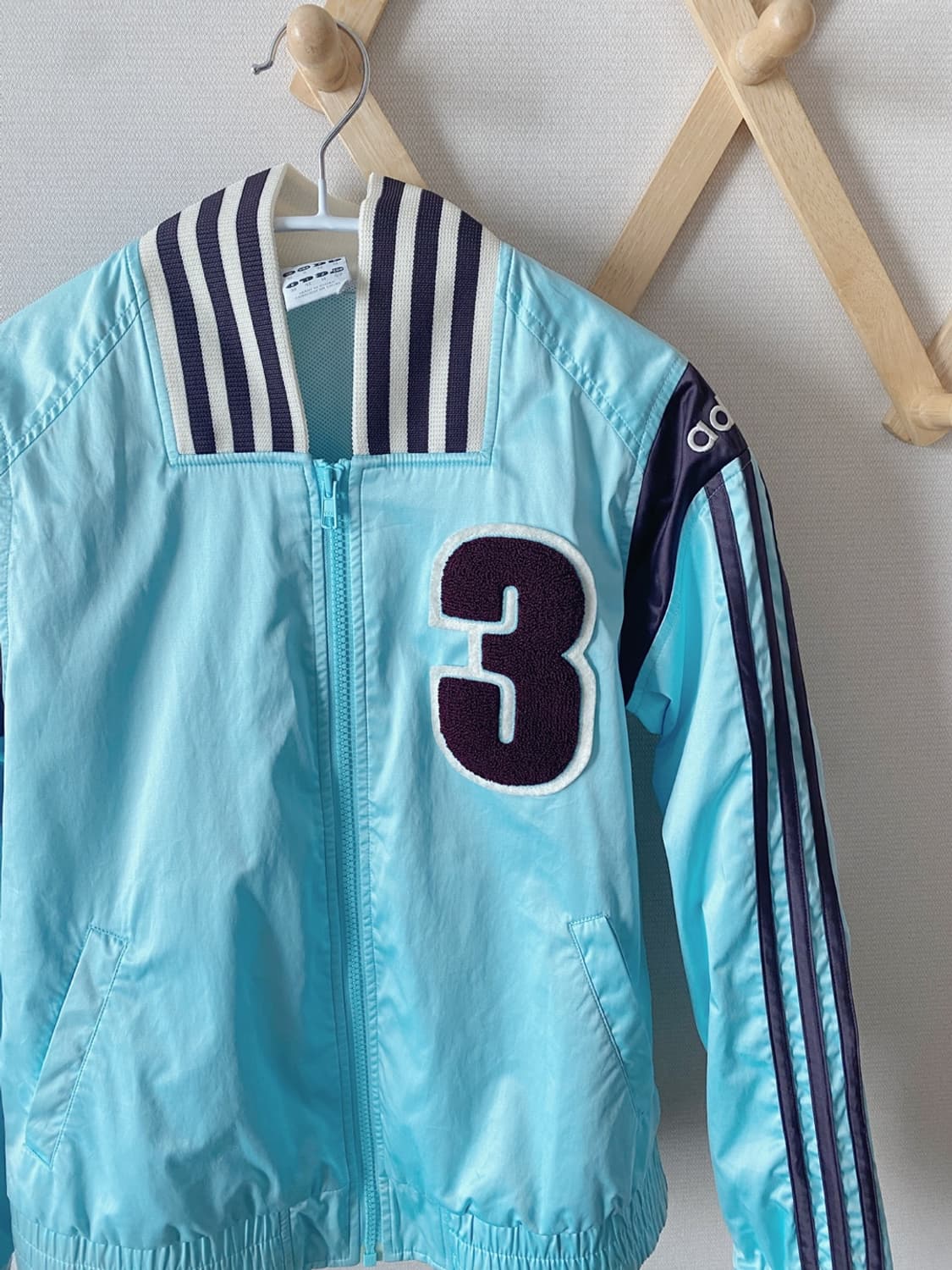 아디다스 재팬 민트 바람막이 상품이미지2