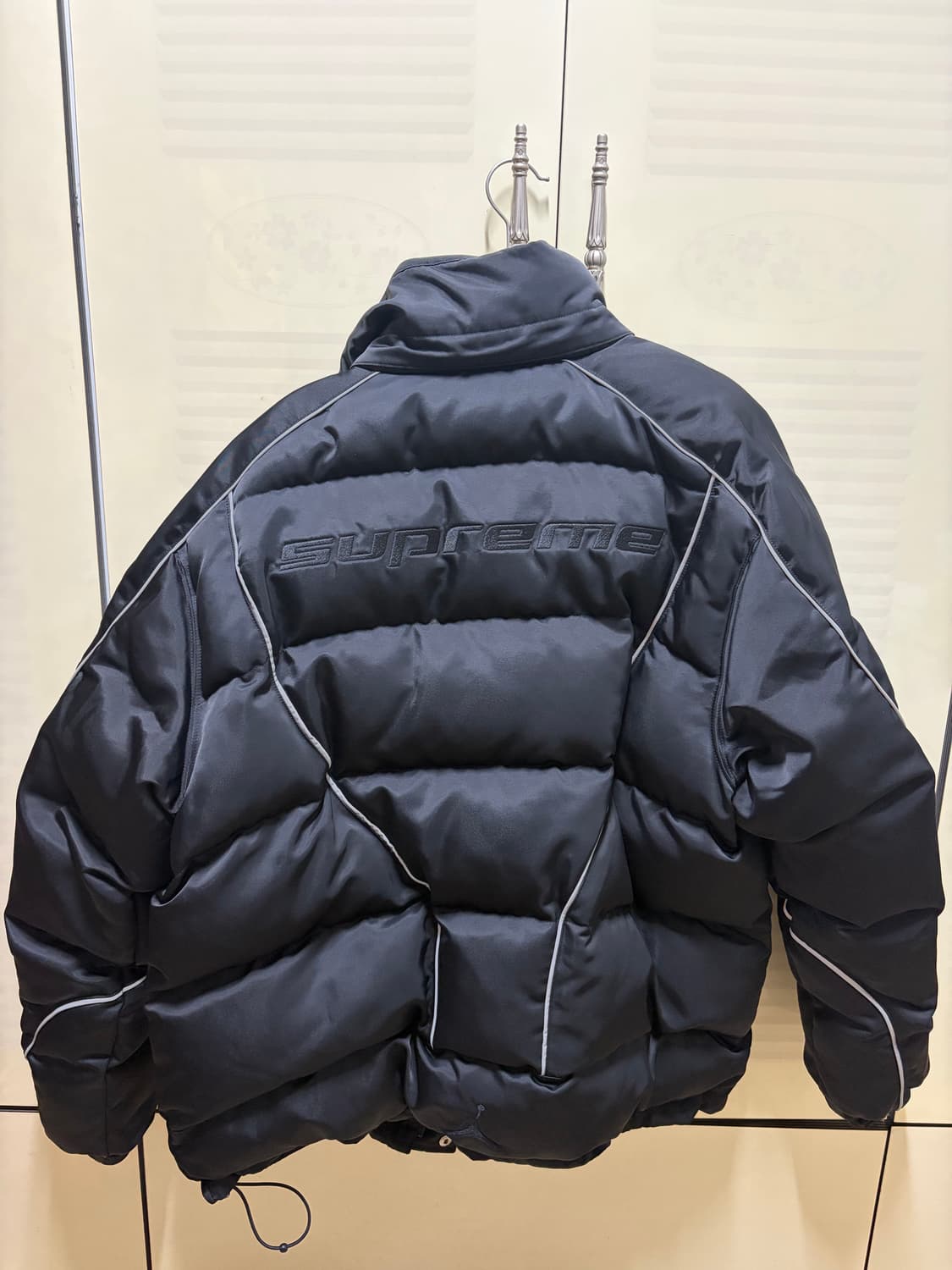 슈프림x조던 퍼퍼 자켓 블랙 m사이즈 상품이미지2