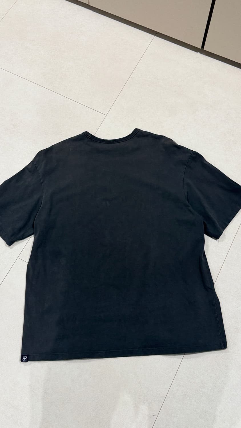 이스트로그 퍼머넌트 반팔티 블랙/차콜 일괄 XL 상품이미지6