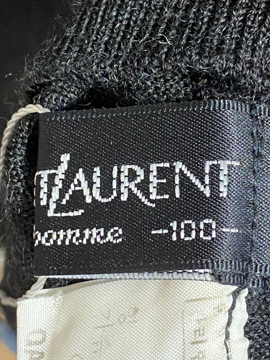 입생로랑 블랙 터틀넥 니트 상품이미지5