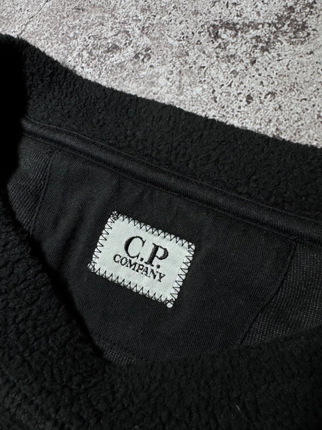 C.P. 컴퍼니 폴라 플리스 렌즈 맨투맨 상품이미지7