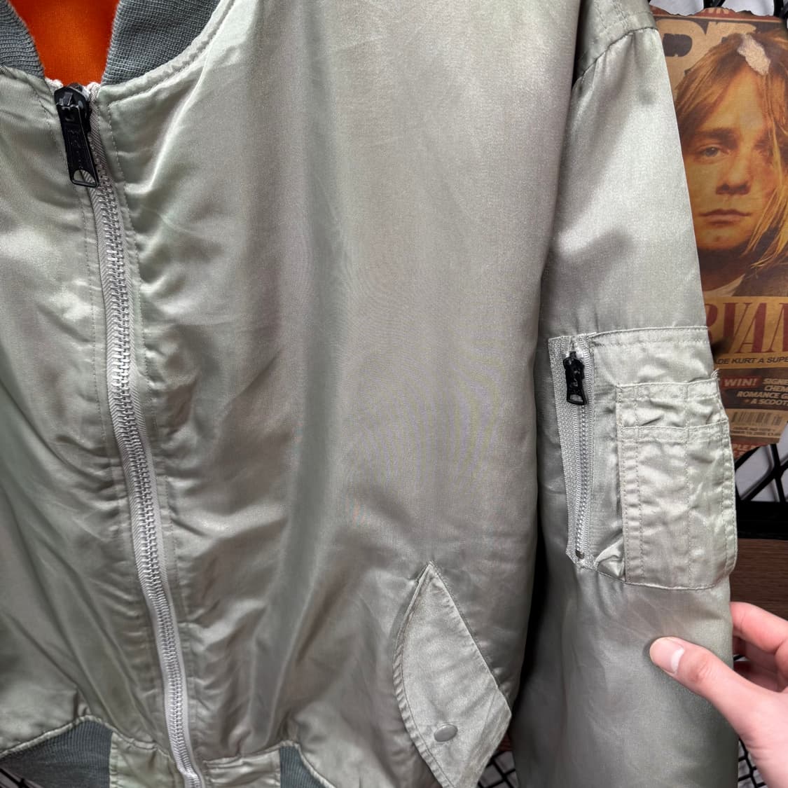 90s 크리넥스 MA-1 리버시블 봄버 자켓 후면 로고 포인트 카키 상품이미지7