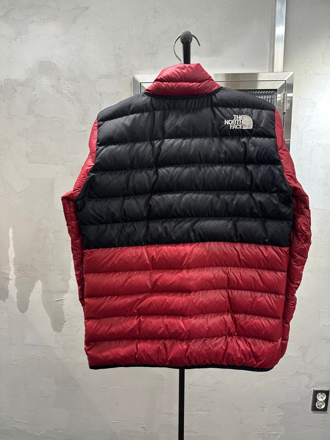 노스페이스 눕시 800 검빨 경량패딩 M 상품이미지4